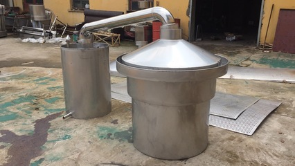 制酒设备厂家合肥酒厂用对辊高粱粉碎机_农业机械栏目_