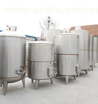 肇庆果酒发酵桶酿酒设备_诸城酒庄酿酒设备