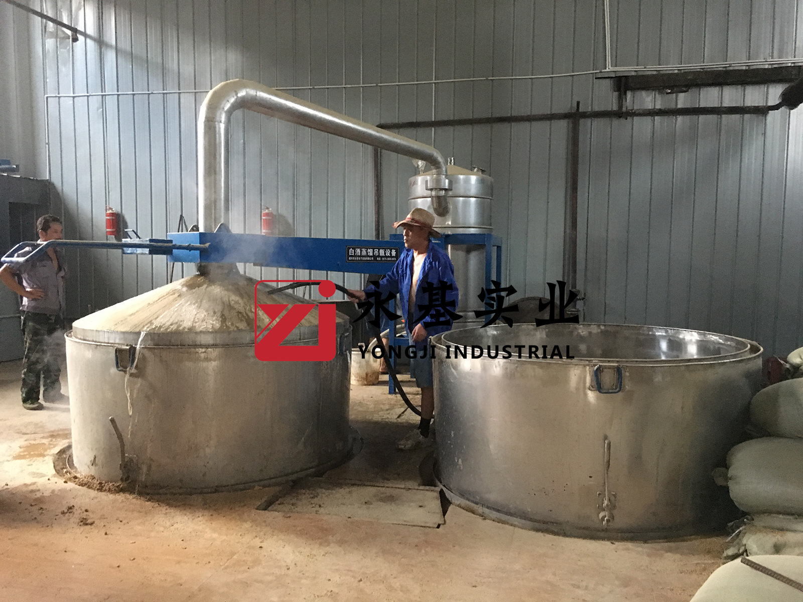 不锈钢白酒蒸馏器 酿酒设备白酒蒸馏酿造设备白酒蒸馏设备蒸馏器