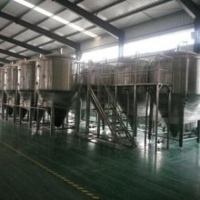 【济南正麦酿酒技术,精酿啤酒设备图片】济南正麦酿酒技术,精酿啤酒设备